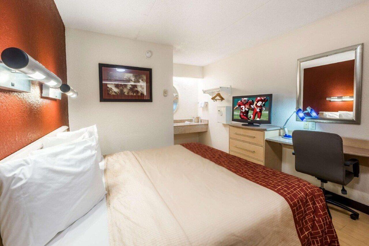 Red Roof Inn Jacksonville Airport Экстерьер фото
